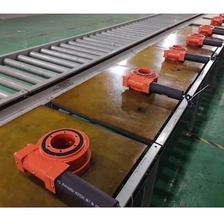 Azionamento solare 14&quot; di vuotamento del servomotore dell'inseguitore di Crane Hydraulic Slew Drive For dell'asta telescopica
